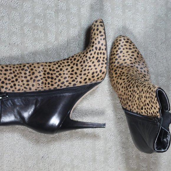 WHBM Size 7.5 Calf Hair Leopard-Print  4" Heel Ankle Boot - Picture 1 of 7